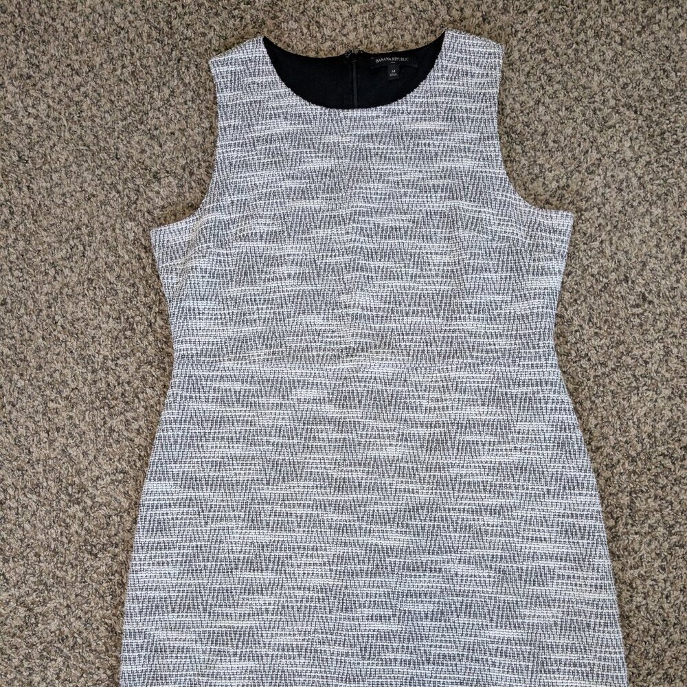 Banana Republic Black and White Boulce Sheath Dress